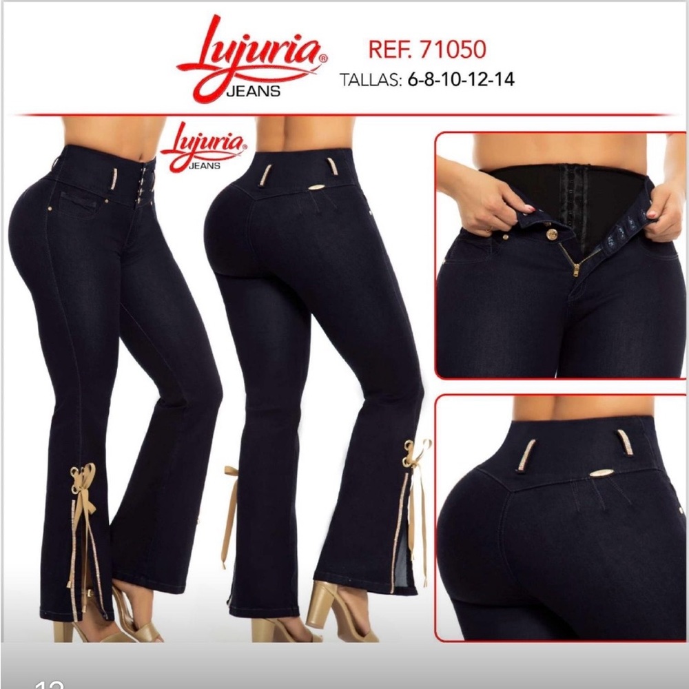 Women's Navy Flare Jeans COLOMBIANO